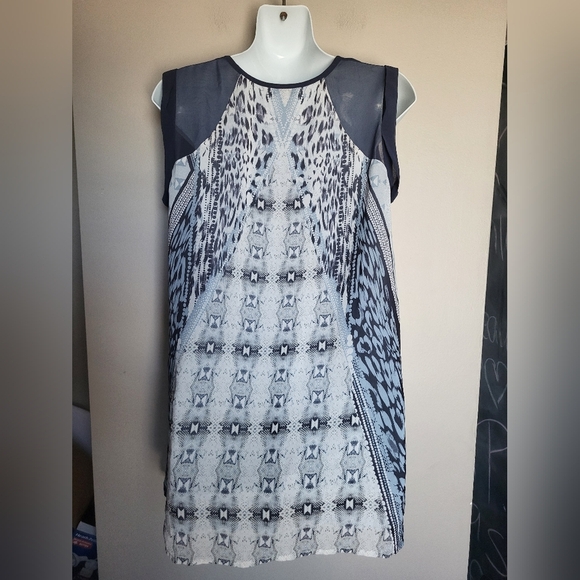 CAbi Black and Gray Patterned Blouse, Size Small - Picture 3 of 4